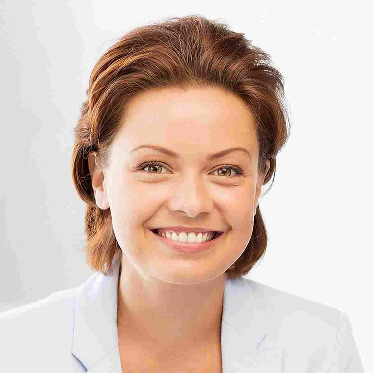 https://abcdesign.stronazen.pl/wp-content/uploads/2017/05/person-team-01.jpg